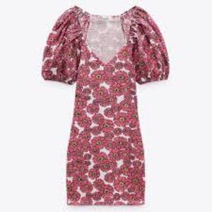 ZARA Floral Short Puff Sleeve Bodycon Mini Dress Pink Size M Smocked V-Neck